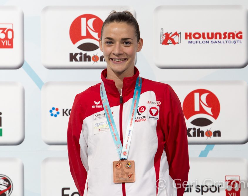 Bettina gewinnt EM Bronze 2017-5