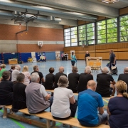 FIT & GESUND mit Karate Sport-Erlebnistag Seniorenrat Bregenz KARATE VORARLBERG Gerhard Grafoner Andrea Forster