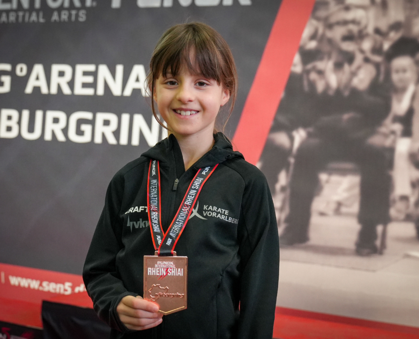 260110_KV Rhein Shiai Nürburg Jänner 2026-36 Karate Vorarlberg Athleten beim Rhein Shiai 2026 in Aktion - Julian Spiegel gewinnt Silber, Nachwuchs überzeugt international