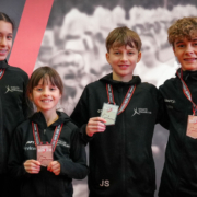 Karate Vorarlberg Athleten beim Rhein Shiai 2026 in Aktion - Julian Spiegel gewinnt Silber, Nachwuchs überzeugt international