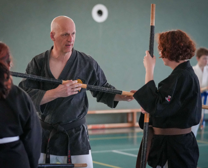 Kobudo in Vorarlberg: Erfolgreicher Lehrgang in Mäder mit internationaler Beteiligung