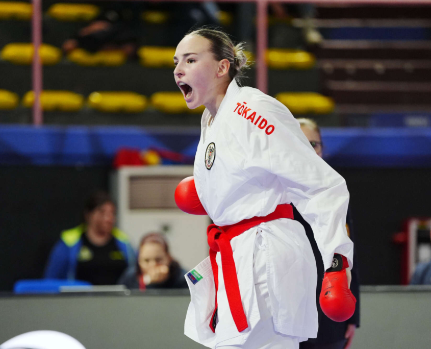 Karate Vorarlberg Athletin Hanna Devigili bei der Premier League in Rom mit starkem Auftritt gegen Olympiasiegerin und Weltklasse Konkurrenz