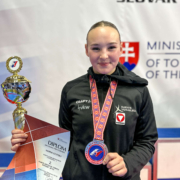Karate Vorarlberg Athletin Hanna Devigili kämpft offensiv beim Grand Prix Slovakia in Bratislava