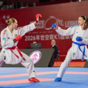 Karate Vorarlberg Athletin Hanna Devigili in Aktion gegen internationale Gegnerin im Kumite minus 68 kg