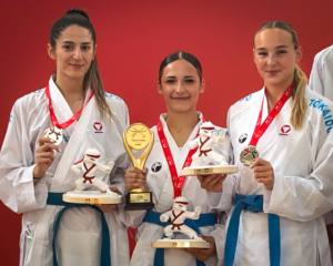 Hanna Devigili gewinnt Studenten EM Gold im Karate