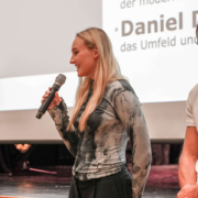 2026-10-09_KV 50 Jahrfeier Lauterach Oktober 2026-34 KARATE VORARLBERG feiert 50 Jahre Verbandsgeschichte und 40 Jahre KARATE HOFSTEIG. Ein Jubiläumsabend voller Emotionen, Ehrungen und Zukunftsperspektiven.