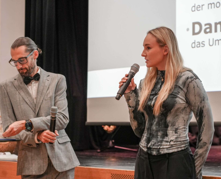 2026-10-09_KV 50 Jahrfeier Lauterach Oktober 2026-36 KARATE VORARLBERG feiert 50 Jahre Verbandsgeschichte und 40 Jahre KARATE HOFSTEIG. Ein Jubiläumsabend voller Emotionen, Ehrungen und Zukunftsperspektiven.